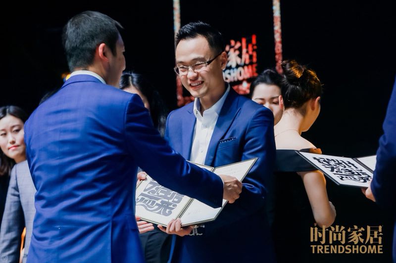 1525334632705006.jpg 4.jpg