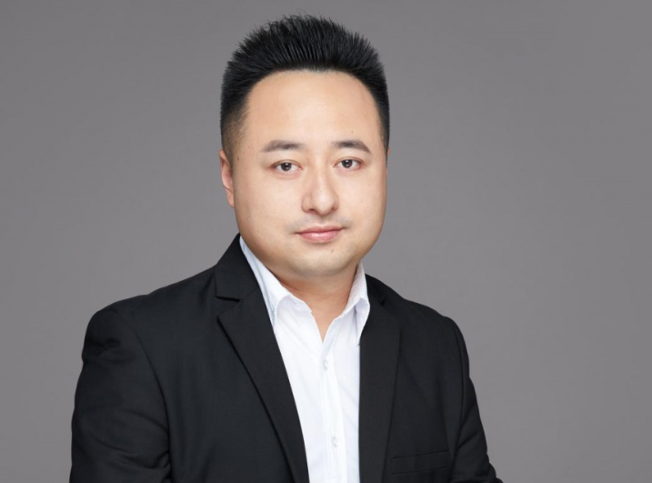 李继华：花团锦簇里诠释自然浪漫